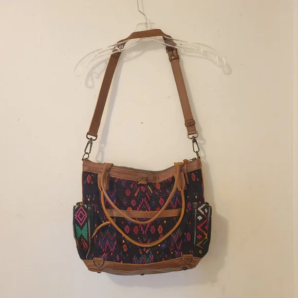 Nena & Co. Authentic Guatemala Satchel, Woven & Leather w/Dust Bag - Picture 2 of 10